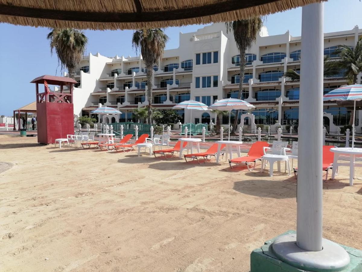 Durrah Beach Apartment Дуррат-Аль-Арус Екстер'єр фото