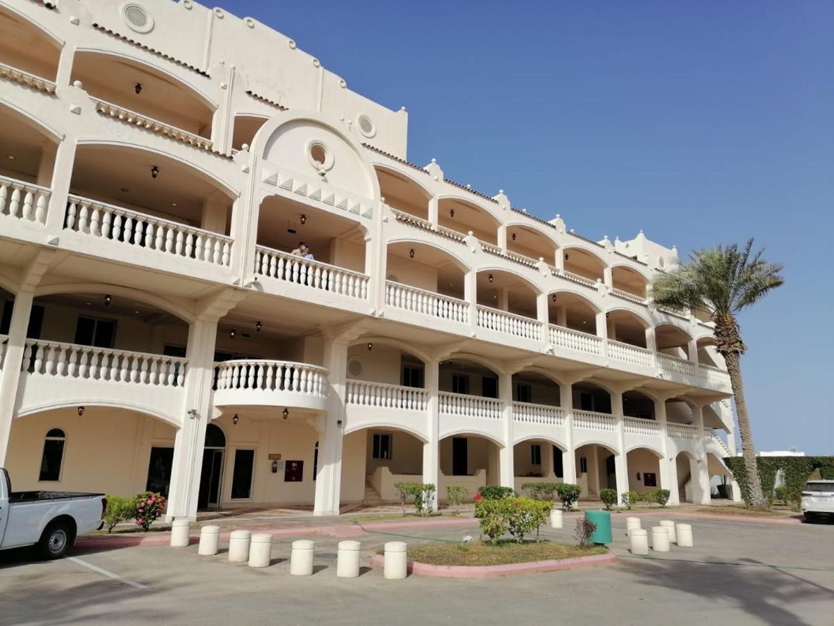 Durrah Beach Apartment Дуррат-Аль-Арус Екстер'єр фото